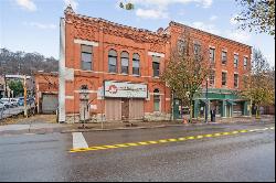 424 S Main St, West End PA 15220