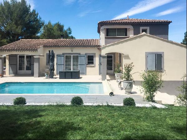 Beautiful property in Pernes les Fontaines.
