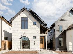 Luxury Leasling Opportunity In LoHi