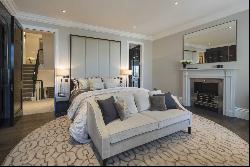 Exceptional townhouse in Belgravia with wonderfully high ceilings