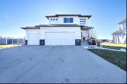 7748 Firefly Lane, Horace ND 58047