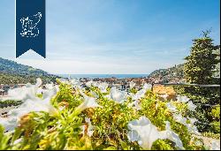 Wonderful villa for sale a few km from the Cinque Terre, offering the chance to relax in i