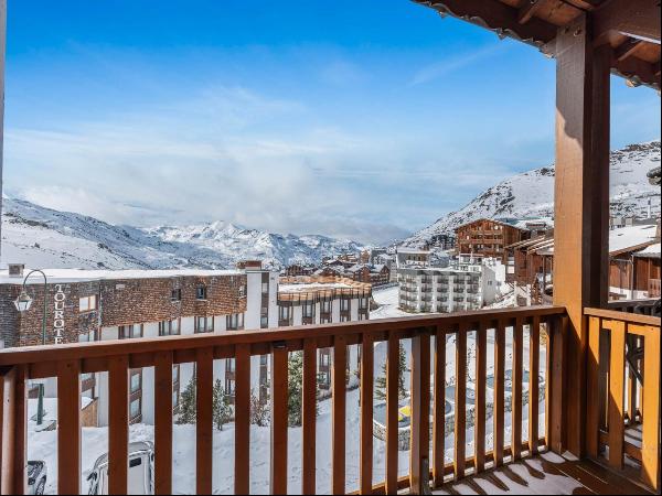 Charming duplex apartment in the centre of Val Thorens.