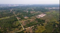 Two hectares in the emerging axis of Nueva Asuncion