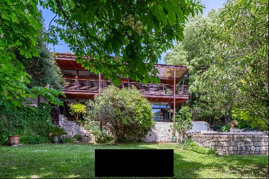 VILLA/HOUSE UZES