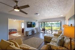 5630 Golf Pointe Dr #206, Sarasota, FL 34243