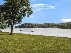 1 MOUNTAIN FARM ROAD in Tuxedo Park, New York