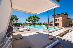 Fantastic Villa with Vacation License