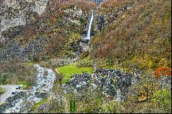 Traditional Rustico for sale in Foroglio: a jewel in the heart of one of Switzerland's mo