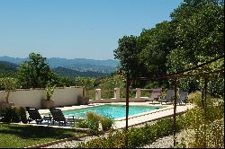 Renovated property, 21 ha in the heart of green Aude, 700 m2 with gite and B&B business, 