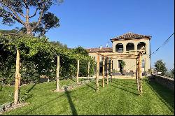 Le Vigne, an eco-sustainable property in the Langhe