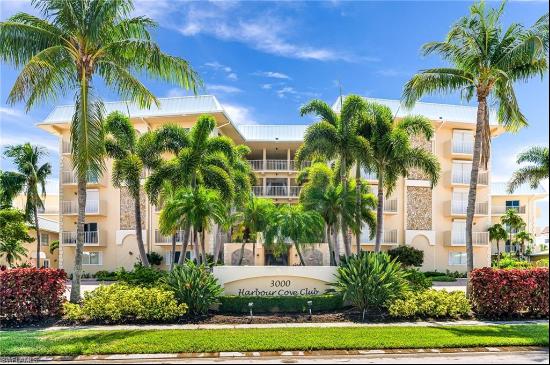 3000 Gulf Shore BLVD N, #208, Naples, FL, 34103, USA