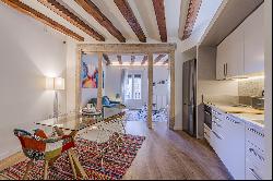 Cozy renovated apartment in Raval