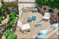 Beautiful apartamanent with garden in the centre of Capri