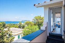 Top floor fully renovated apartment in Ischia's city center