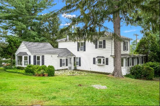 Antique Colonial on 12.69 Acres