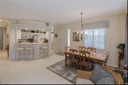 5010 Marina Cove DR #101, Naples FL 34112