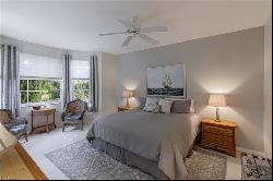 5010 Marina Cove DR #101, Naples FL 34112