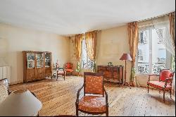 Neuilly Lycée Pasteur - Sainte Croix. Appartement familial de 145m² 7P -