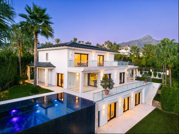 Villa Aura, sophistication and exclusivity on the front line of the golf course