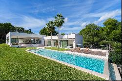 Contemporary style villa with privacy in Son Vida