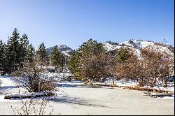 Hidden Creek Condo with Pond to Ski Trail Views