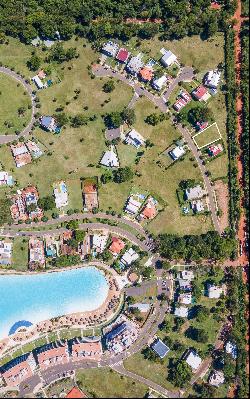 Residential lot in Aqua Village, Altos