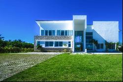 Cap Cana - Stunning Golf View Villa in ¨move in¨ condition