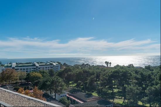 4 Bedroom Duplex, Cascais