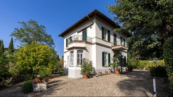 19th century villa to restore near Poggio Imperiale, Florence.