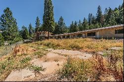 4221 Siskiyou Avenue, Dunsmuir CA 96025