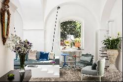 Outstanding nineteenth century Villa in enchanting Capri