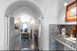 Historical house with seaview in the heart of Anacapri