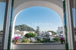 Monumental house in the center of Capri