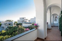 Monumental house in the center of Capri