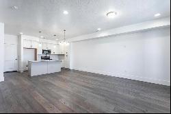 Quick Move In Townhome, Large Patio
