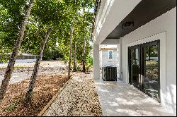 78 Coral Way, Key Largo