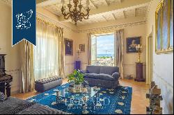 Historical palazzo with a panoramic terrace for sale in the centre of the old town of Bols