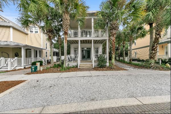 Elegant Three-Story Home With Two Master Suites And Resort Community Pool