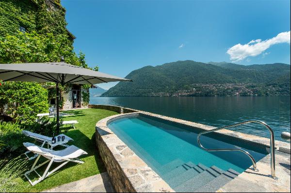 Picturesque villa with pool on lake Como