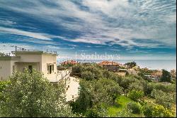 Villa with swimming pool and panoramic view