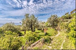 Villa with swimming pool and panoramic view