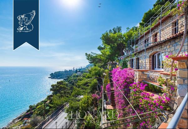 Luxury villa with a pool and fruit orchard for sale in Bordighera