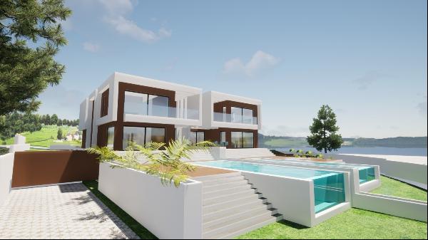 Ready-to-Move 4-Bed Villa with Infinity Pool