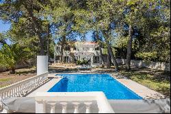 Seaside Splendor with Stunning Views