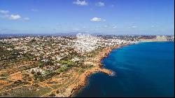 New Villa in a Quiet Area