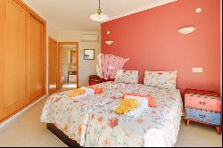 Hillside Villa Retreat with Spectacular Views