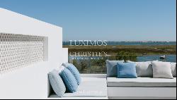 Modern 3-bedroom Villa, private condominium, in Fuseta, Olhão, Algarve