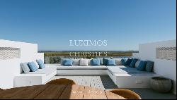 Modern 3-bedroom Villa, private condominium, in Fuseta, Olho, Algarve