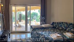 Picturesque 3+1 bedroom villa with garden and pool in Estômbar, Algarve